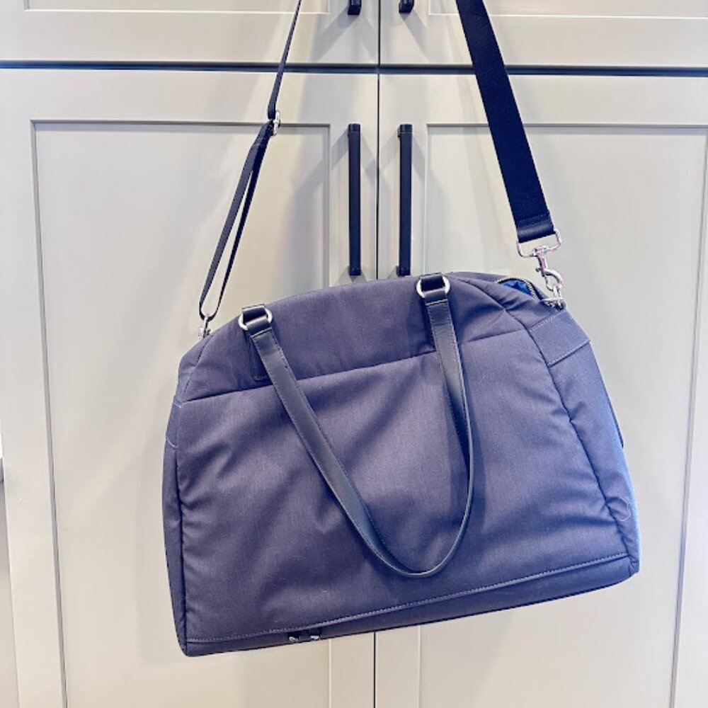 Lo & Sons OG version 1 Overnight Bag - Silver Hardwear